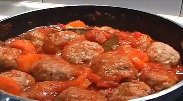 Albóndigas con Tomate