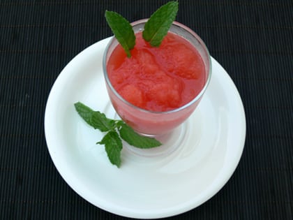 Agua fresca de sandia y menta