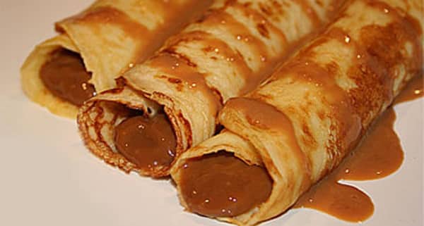 Panqueques con Dulce de Leche