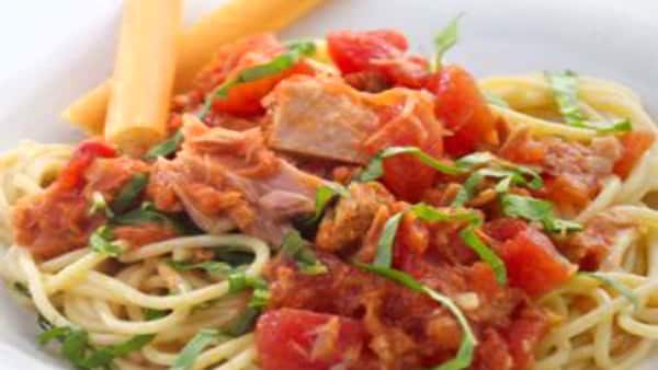 Spaghetti con Salsa de Atún