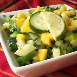 Ensalada de pepino y mango