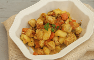 Pollo con verduras y un toque de curry 