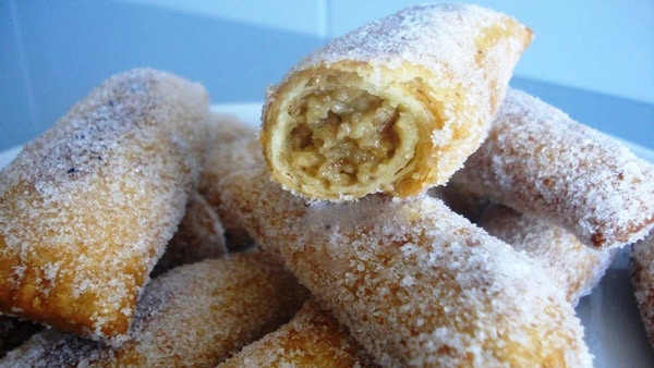 Casadielles Rellenas de Nueces