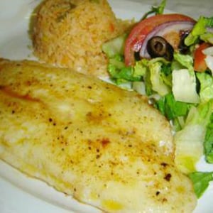 Tilapia con Salsa de Cítricos