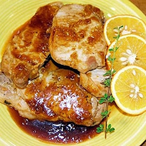 Chuletas de Puerco en Salsa de Naranja