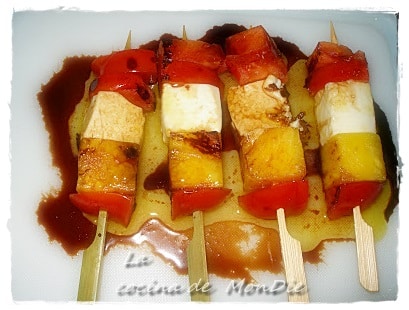 Brocheta de piña a la plancha