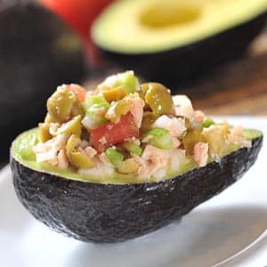 Aguacates rellenos de Atún