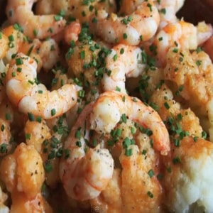 Coliflor con Langostinos