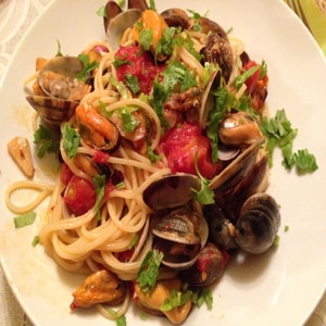 Espaguetis con Almejas o Spaguetti a le Vongole