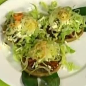 Sopes de Cochinita