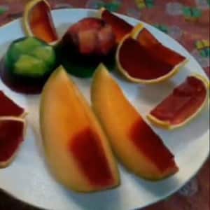 Fruta rellena de Gelatina