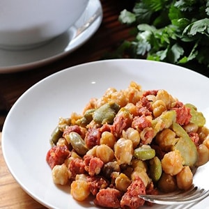 Guisado de Habas con Garbanzos