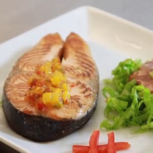 Salmón con Salsa de Durazno