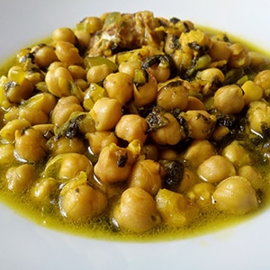 Garbanzos con Bacalao y Espinacas