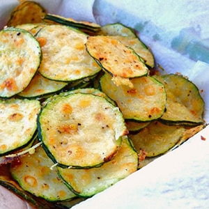 Chips de Calabacín y Parmesano