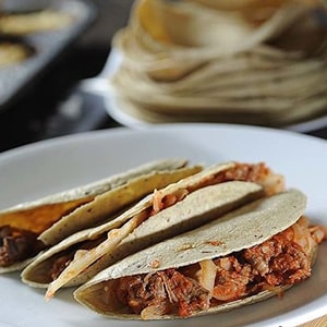 Tacos de Carne de Res con Repollo