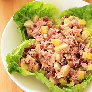 Ensalada de Atún con Manzana y Arándanos