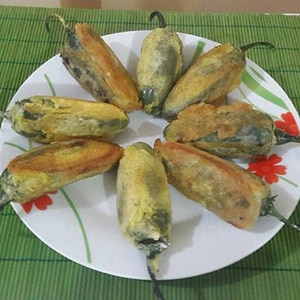 Chiles Jalapeños rellenos de Atún