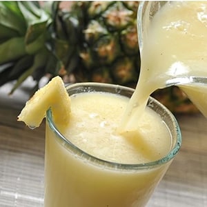 Agua de Piña Colada